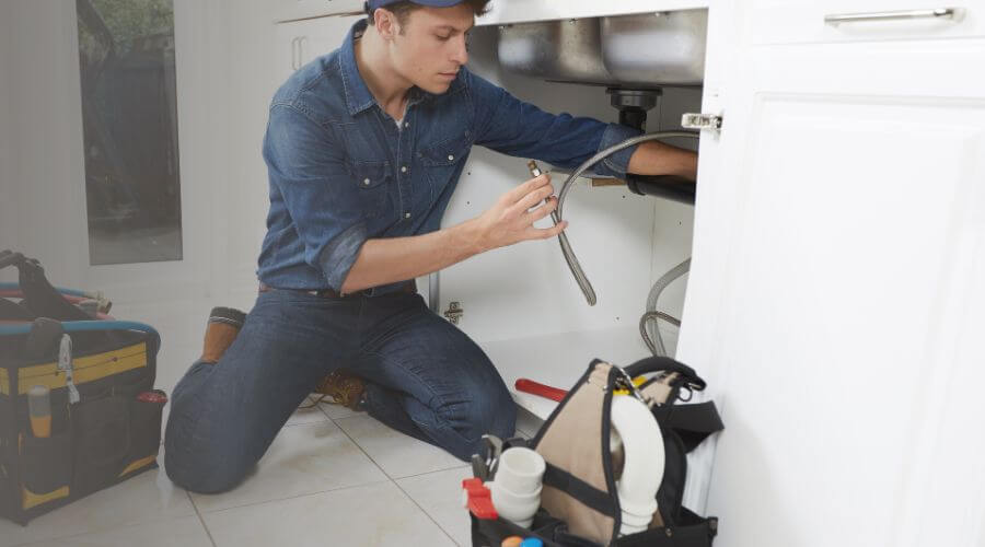 Emergency Leak Repair in Edinburg, TX